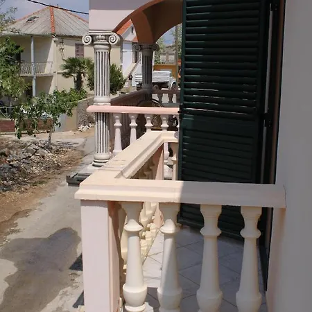 Διαμέρισμα With Parking Space Privlaka, Zadar - 6154 Privlaka (Zadar)
