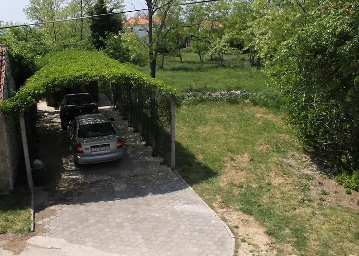 Апартаменты With Parking Space Privlaka, Zadar - 6154 *