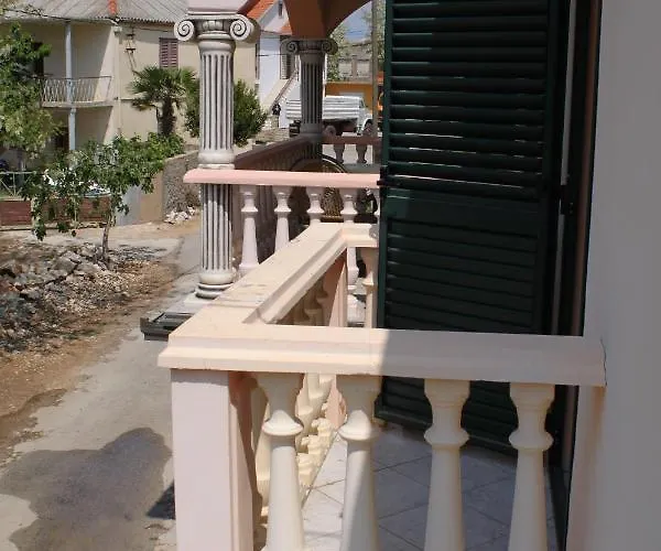 Апартаменты With Parking Space Privlaka, Zadar - 6154 Привлака